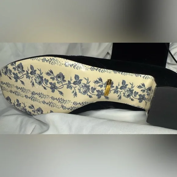 NWOB Gucci Marmont Double G Black Velvet Boots with GG Gold Logo size EU 38 1/2 - Picture 8 of 12